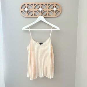 Banana Republic Flowy Tank Top Ivory Sz Medium